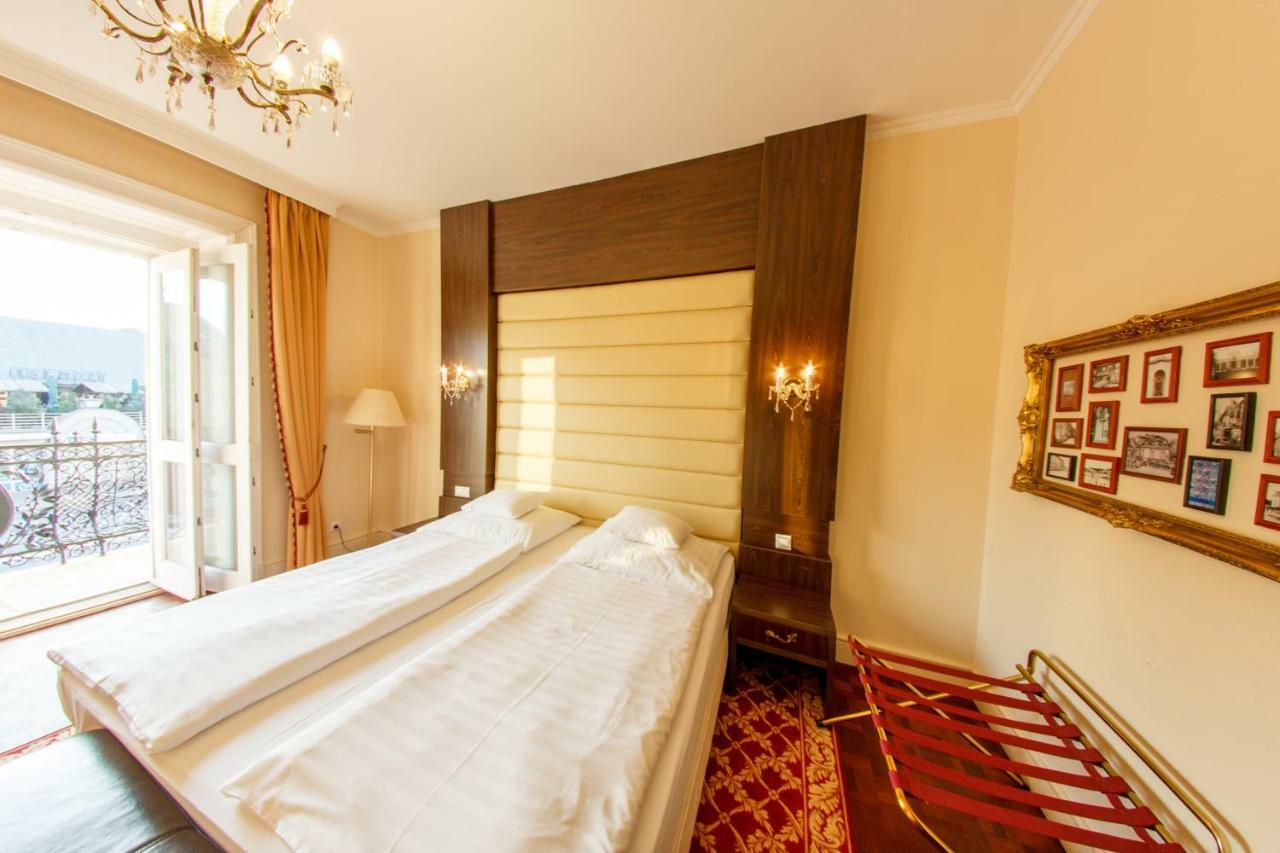 Hotel Kristaly Imperial ตาตา ภายนอก รูปภาพ