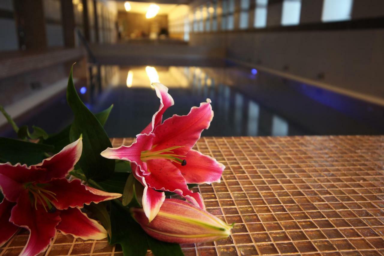 Hotel Kristaly Imperial ตาตา ภายนอก รูปภาพ
